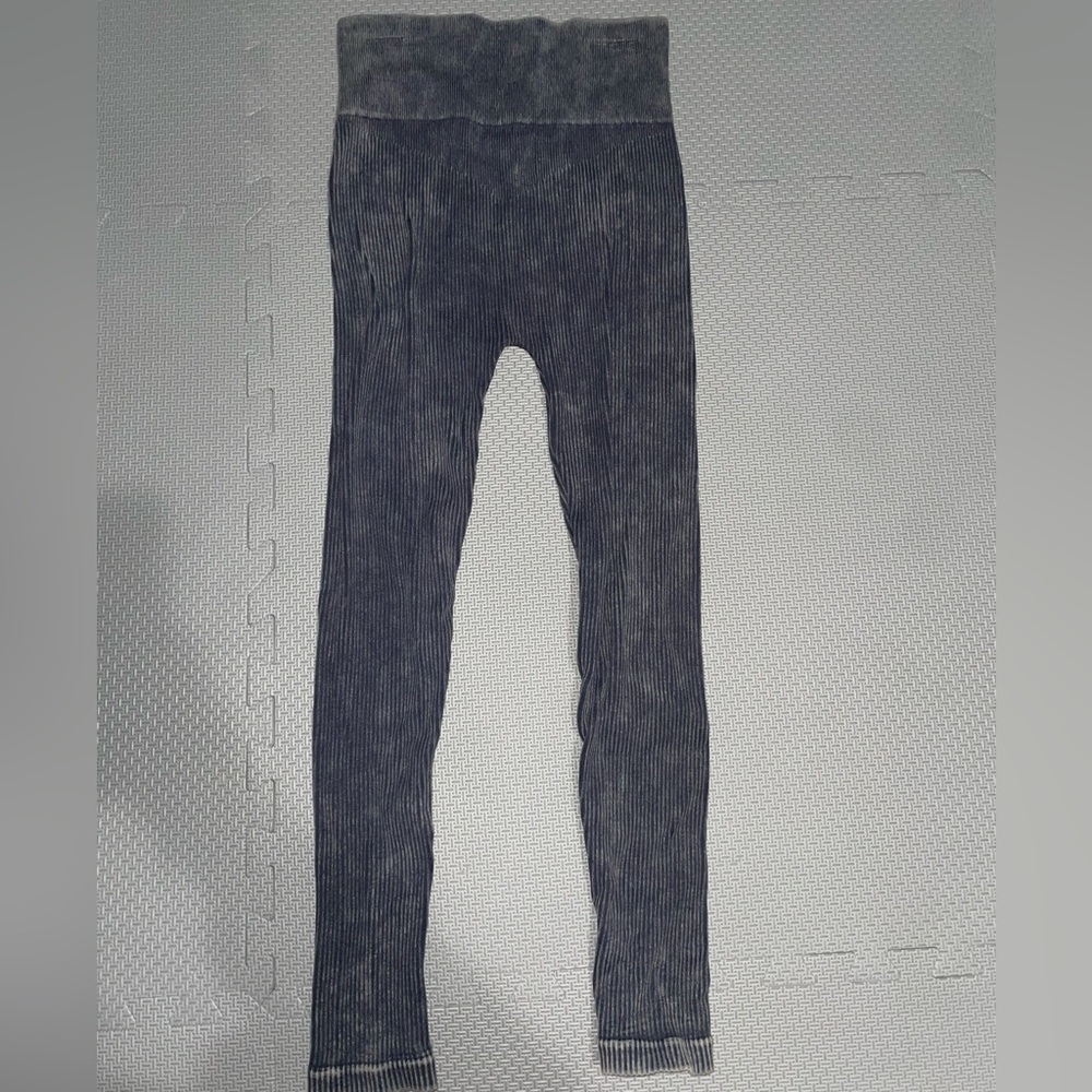 🫐Aura Blue/gray Leggings